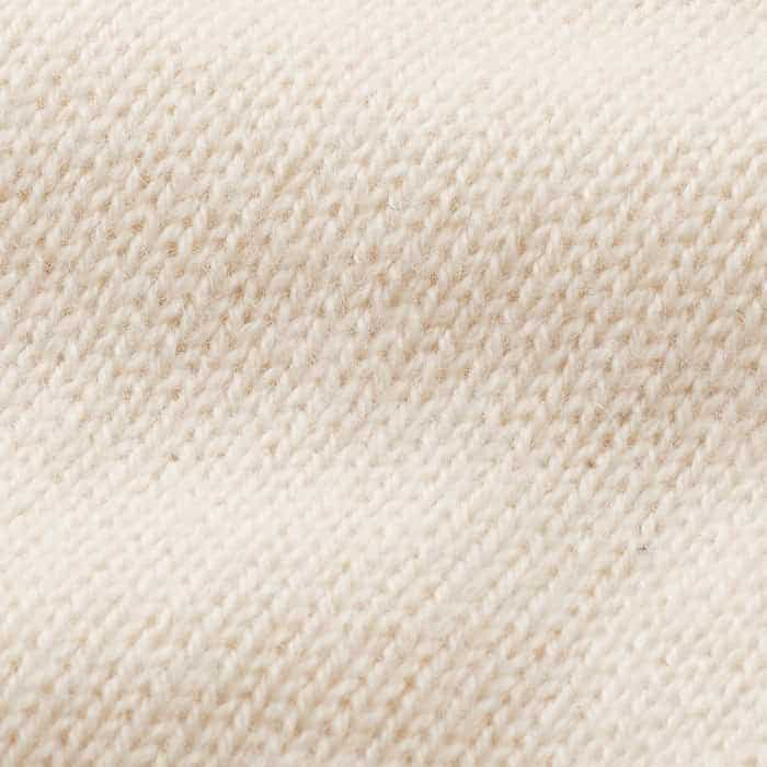 Responsibly sourced merino wool blended with 10% supersoft cashmere, knitted on 5gg with lofty tension.Luxuriously soft hand feel. Natural, breathable yarn.