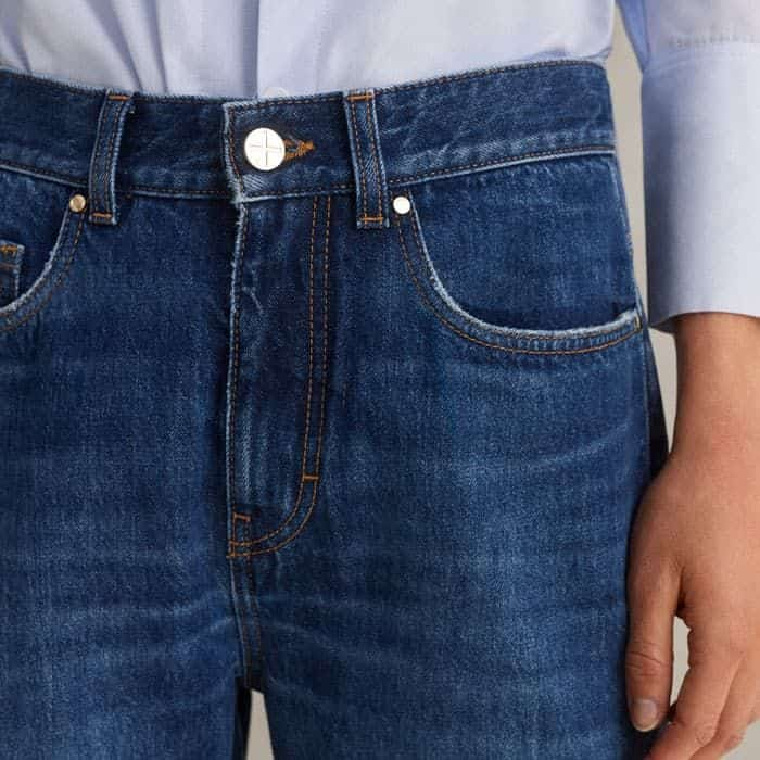 Tweaked and perfected, the placement of the back pockets has been designed to flatter.