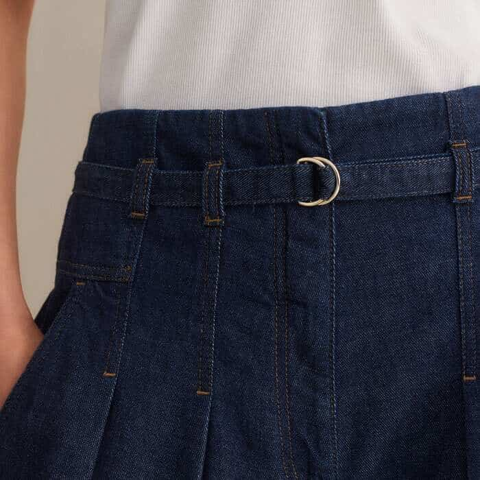 Add the optional belt to cinch in your waist.