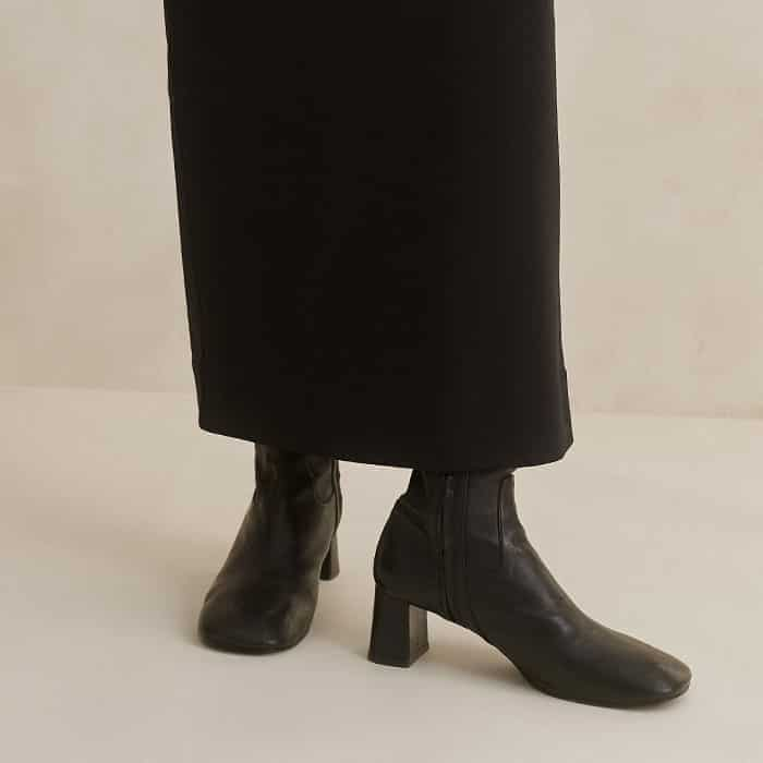 For a polished finish, wear with our Knee High Stretch Leather Boot.