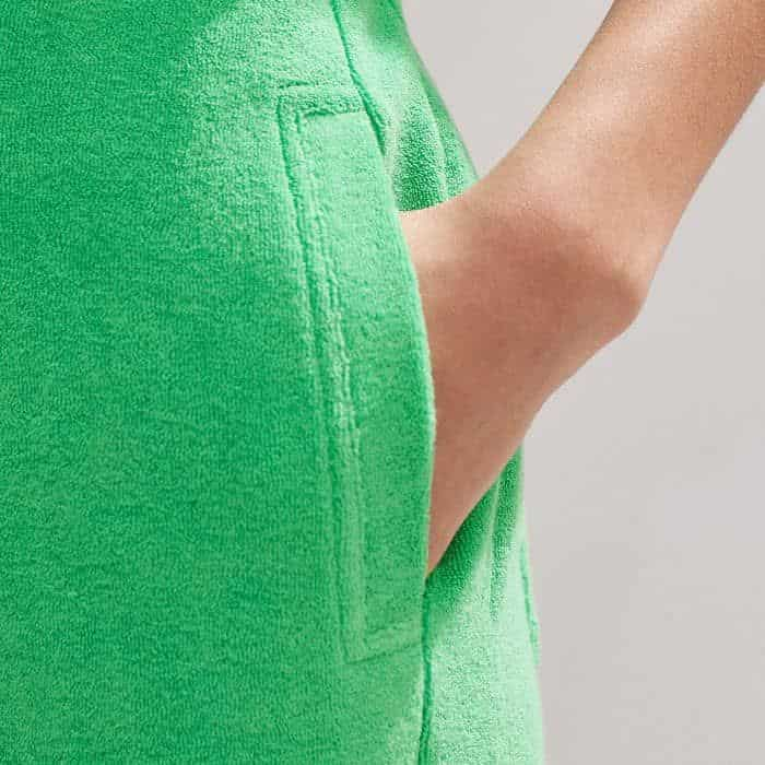 Slip your hands into the pockets which are in front of the side seams for a bulk-free finish.