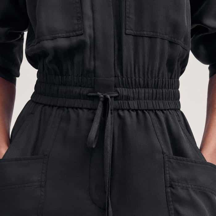 Perfect the fit at the waist with the drawstring detail.