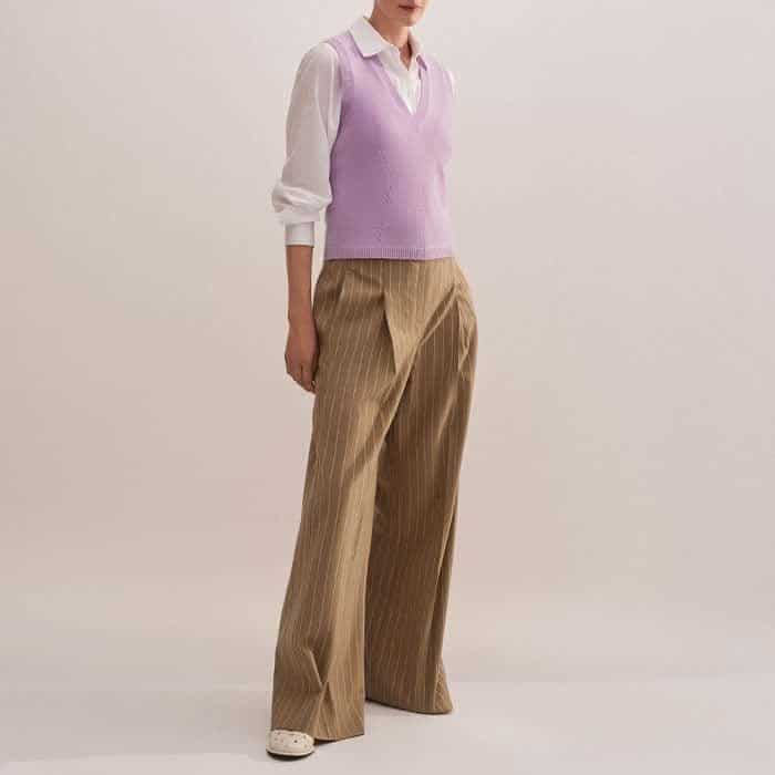 Introduce a new pattern to your look with our Wool-Blend Pinstripe Wide-Leg Trouser.