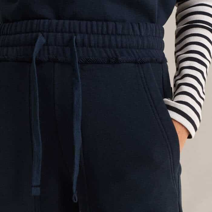 The elasticated waistband has a drawstring detail so the fit can be adjusted. 