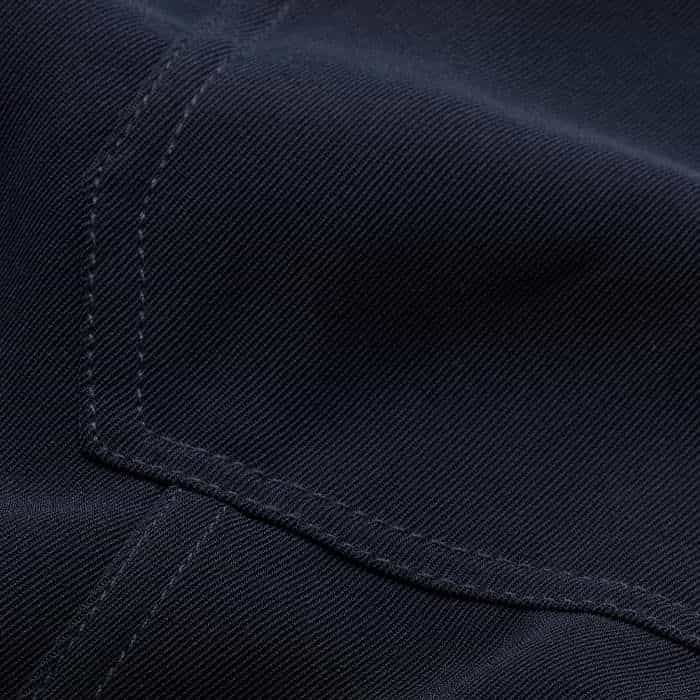 Crafted from a fluid, lightweight cotton with an elasticated waist for all-day comfort. 