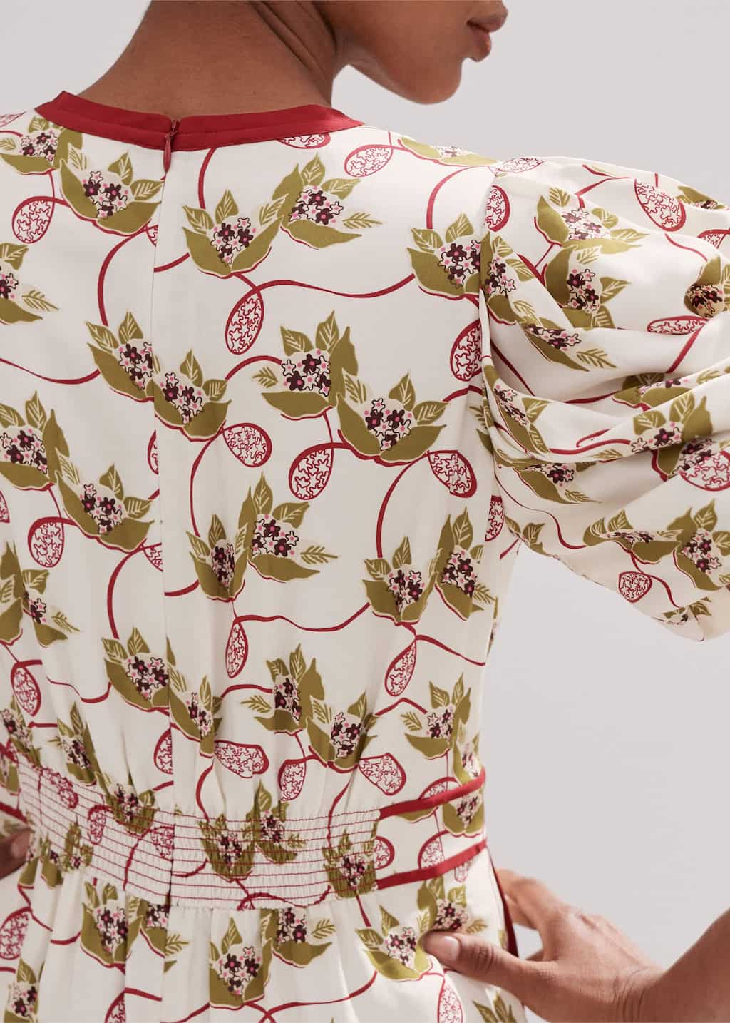 Crafted from luxurious mid-weight silk lined with lightweight, breathable viscose georgette to minimise transparency. This fabric has a super soft touch against your skin and features our statement Waterlily print.