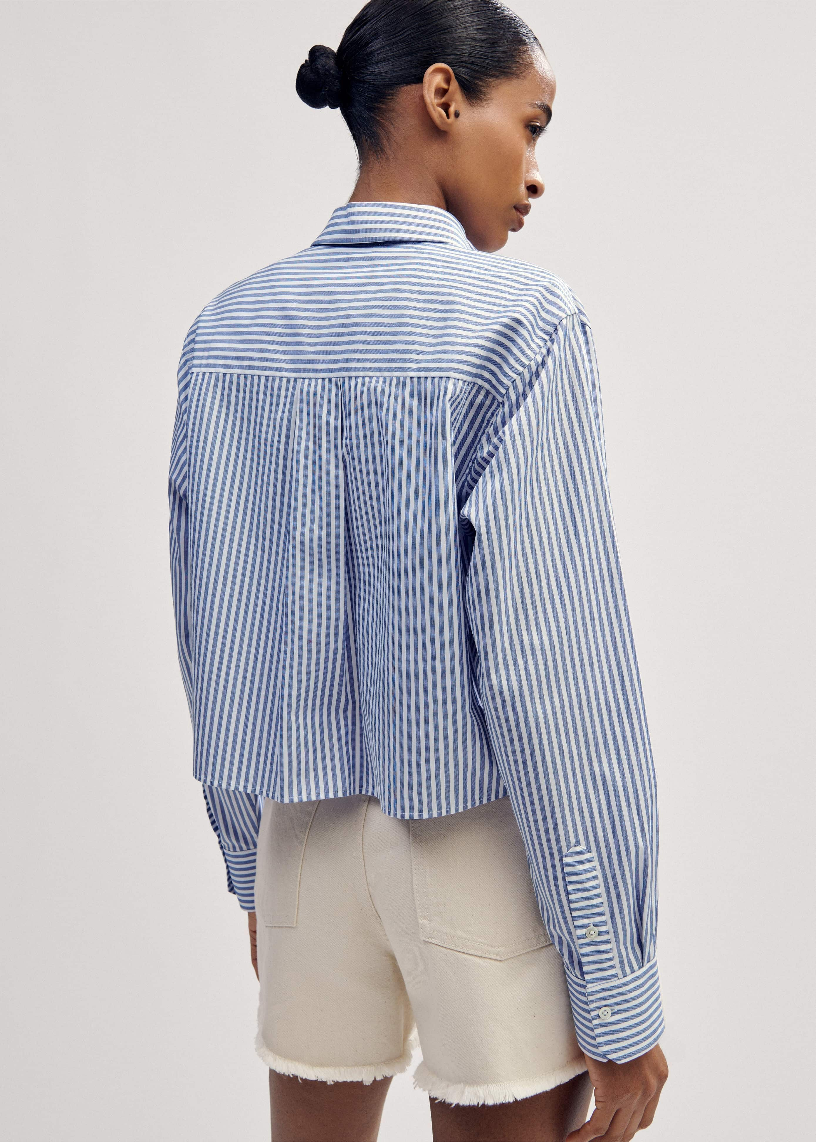 Crafted from lightweight, breathable cotton from Spain in a stripe design.