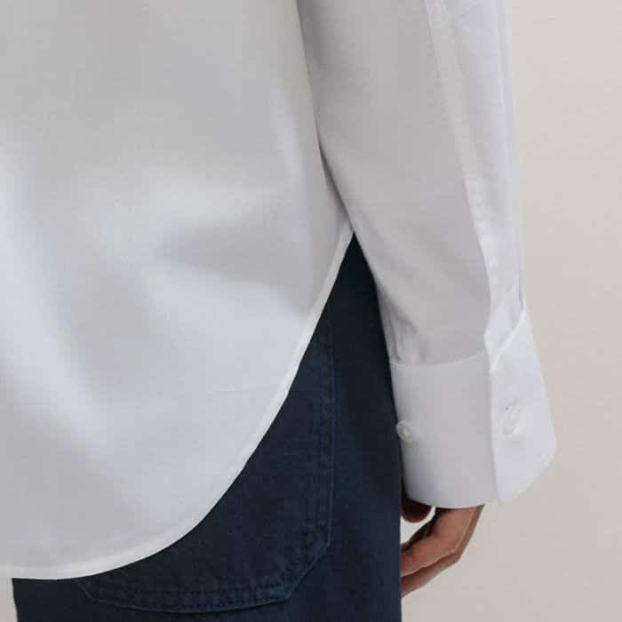 The cuffs can be undone to widen the shape of the sleeve or they can be buttoned up to create a narrower, neater fit.