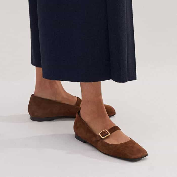 Sign off your look with our Square Toe Ballerina Flat.