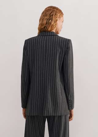 Lock in warmth with the matching Wide Pinstripe Scarf.