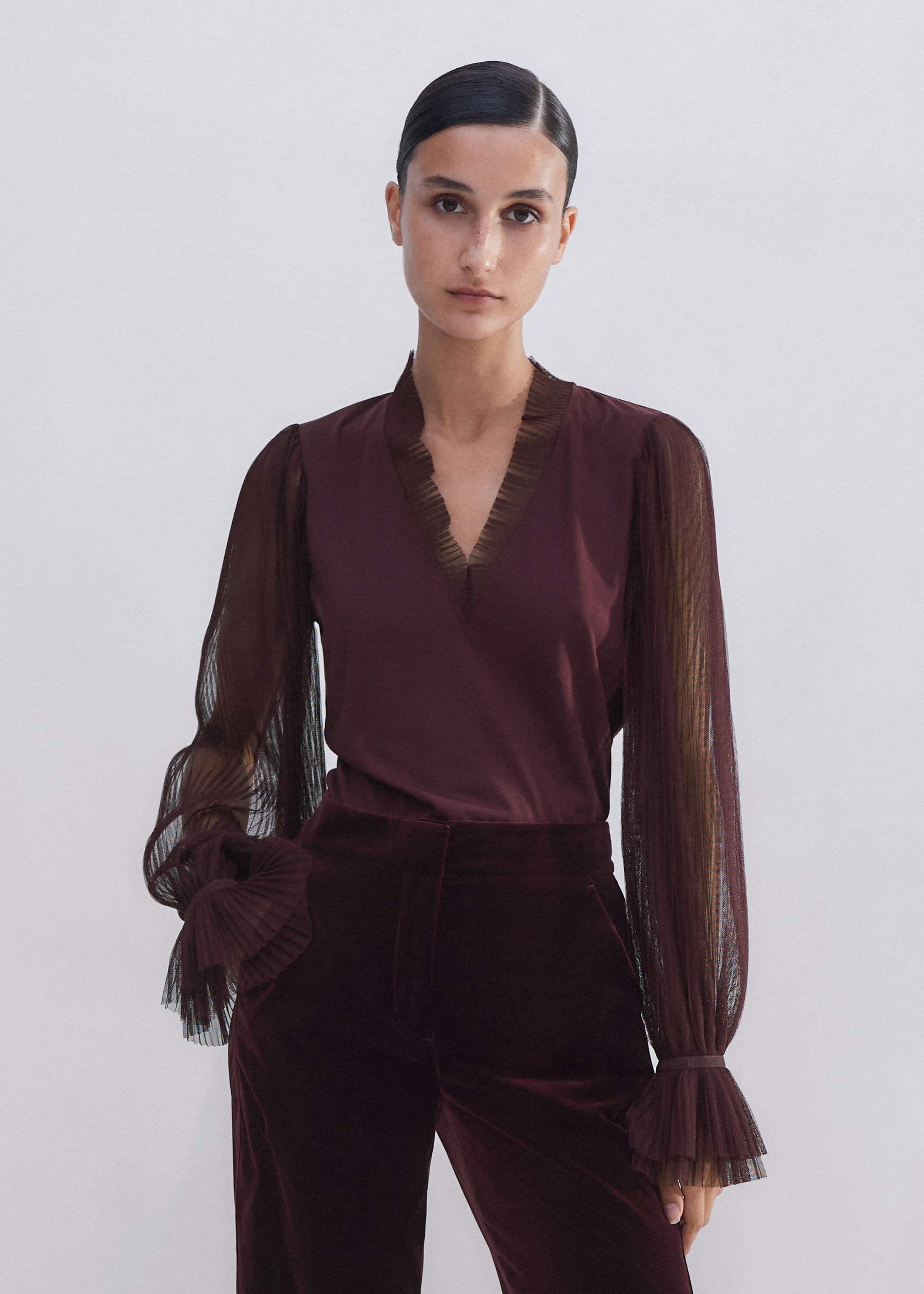 Pleated Tulle Layering Blouse