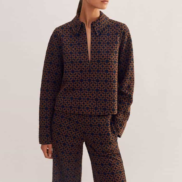 For a coordinated finish, pair it with the matching Travel Tailoring Graphic Jacquard Trouser.