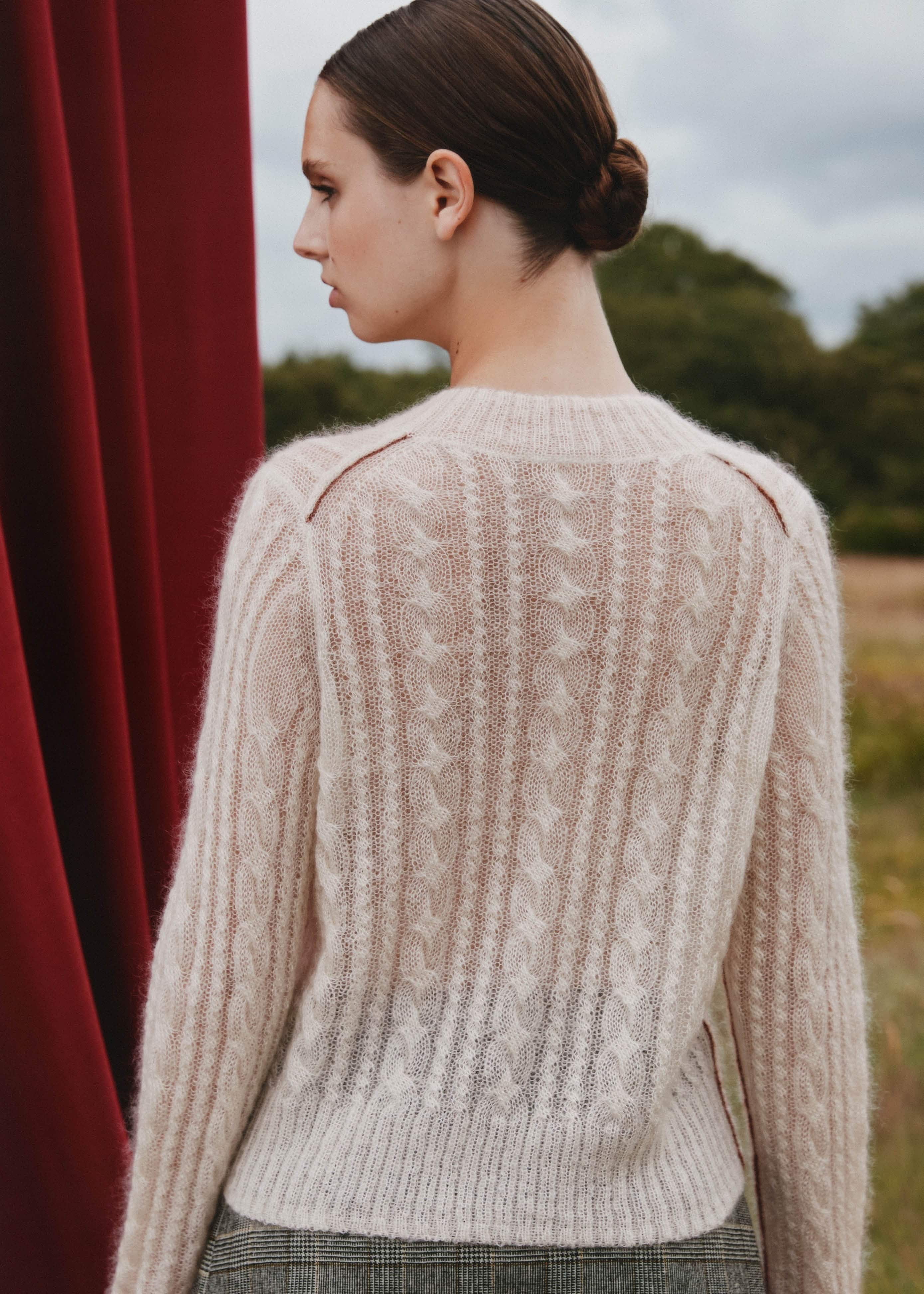 Premium blend of responsibly-souced mohair and wool with silk to give a super clean and soft handfeel, knitted in a lightweight open stitch on 12gg.