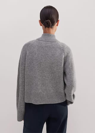 Responsible Wool Standard certified merino wool blended with supersoft cashmere, knitted in a plain jersey stitch with ribbed trims on heavyweight 5gg yarn. 