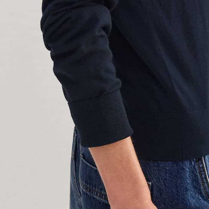 The fitted cuffs keep pushed-up sleeves in place.