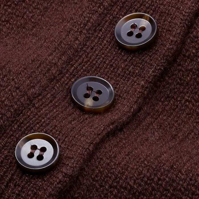 Responsibly sourced merino wool blended with supersoft cashmere, knitted in a plain jersey stitch with ribbed trims.