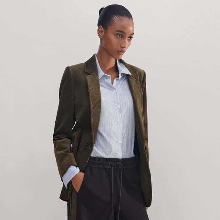 Tuck our Cotton Silk Supersoft Forever Shirt into the high-rise waistband for a polished finish.