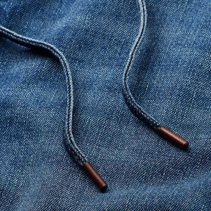 Crafted from an ultra-soft, fluid cotton-blend denim.