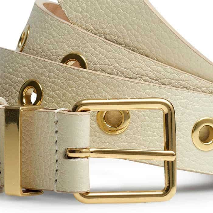 The buckle, keeper and eyelets are gold-plated for an elevated finish.