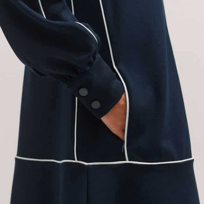 Pockets are towards the front of the skirt for a bulk-free, functional finish.