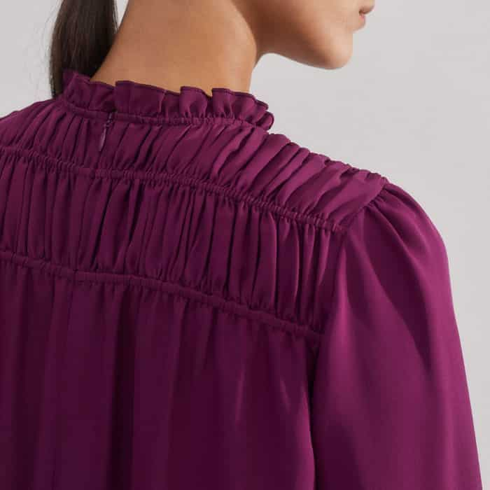 Creating the illusion of a narrower shoulder, the pouf at the top of the sleeves is positioned slightly further in towards the neckline.