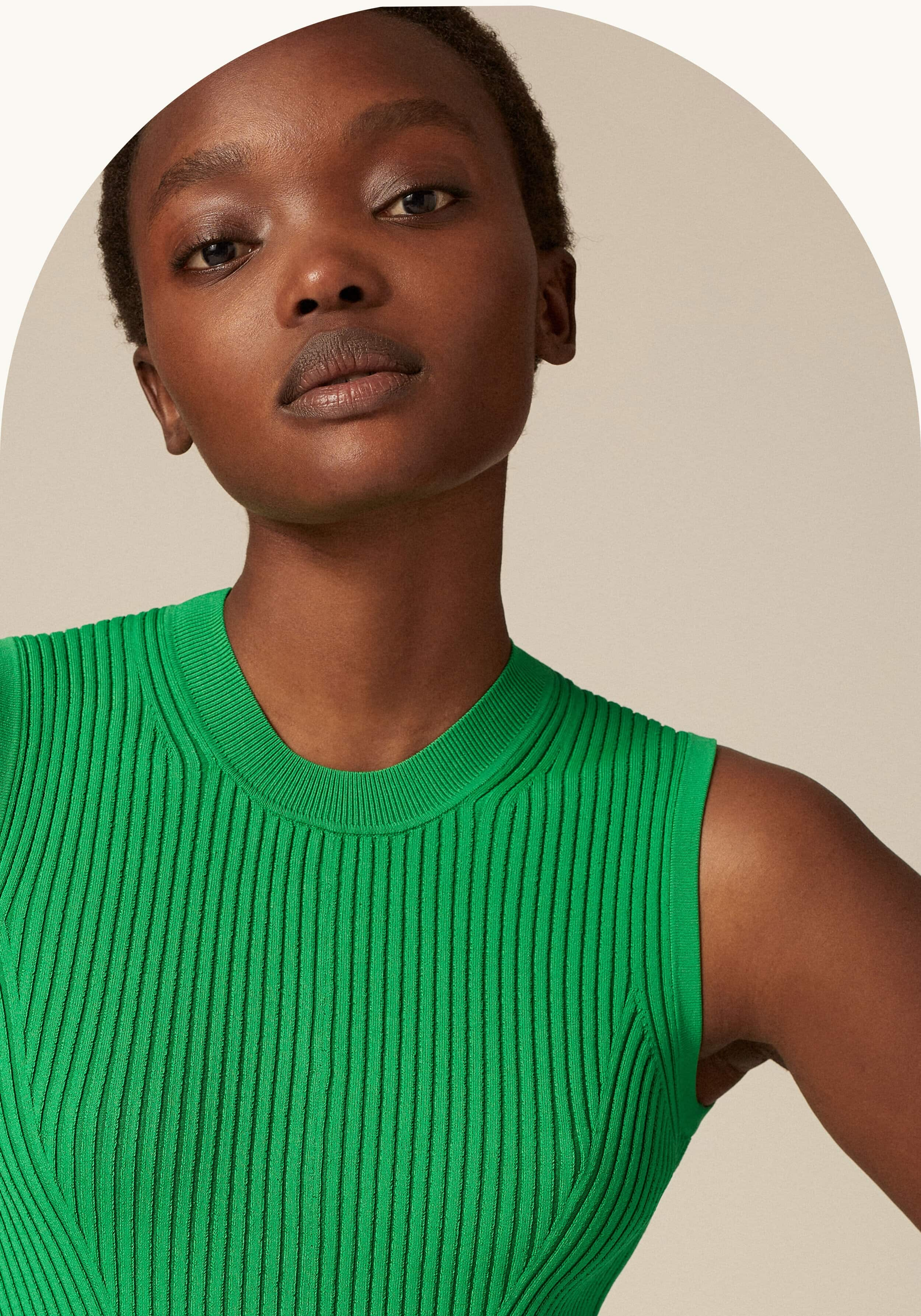 6 Ways to Wear Green This Summer