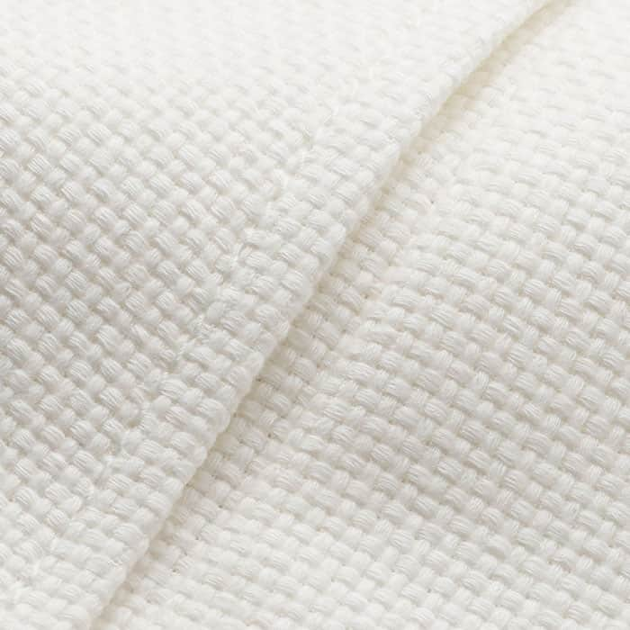 Crafted from an Italian textured cotton, which due to its structure holds its shape.