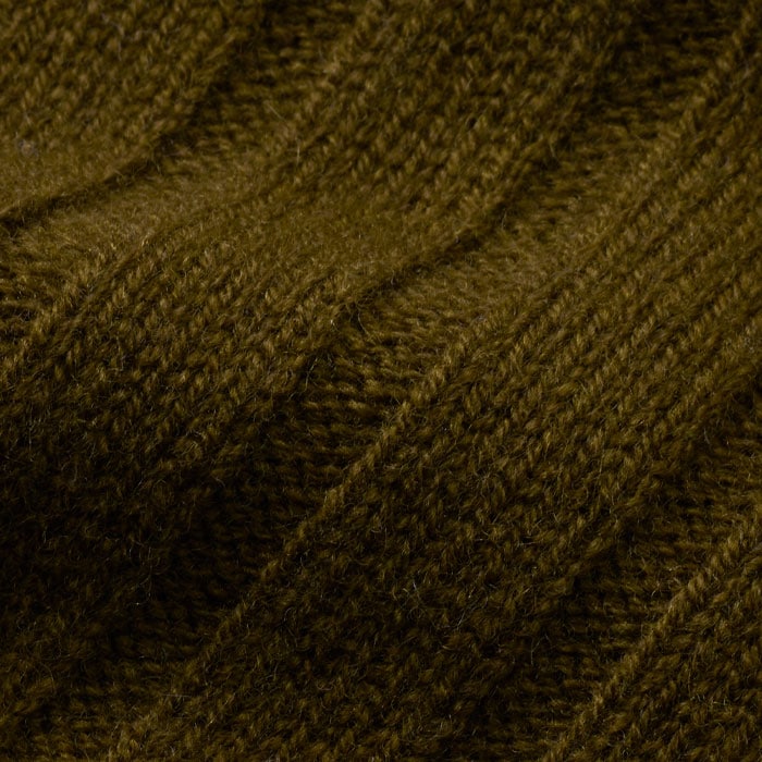 Responsible Wool Standard certified merino wool blended with supersoft cashmere, knitted in a wide rib stitch with ribbed trims on midweight 7gg yarn.