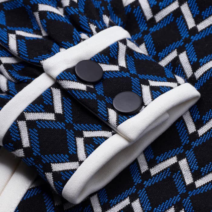 Crafted from heavyweight ponte-jersey with a geometric graphic jacquard. This fabric is soft, crease-free and has good shape retention for a smart finish.