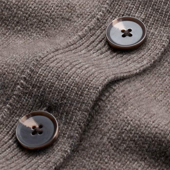 Merino wool blended with supersoft cashmere, knitted in a heavyweight plain jersey stitch with ribbed trims. We've worked hard to make sure this yarn is low pilling but this is a characteristic of soft natural yarns and can be restored with delicate washi