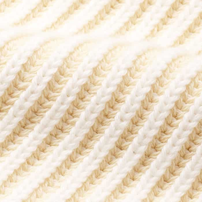 Chunky ribbed cotton with a supersoft hand feel and breathability for warmer months. Natural, breathable yarn.