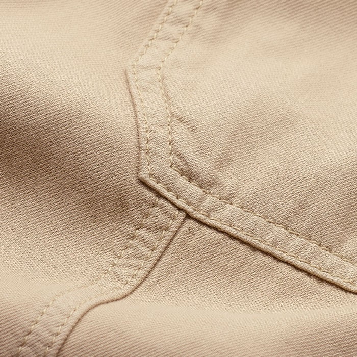 Crafted from a fluid, lightweight cotton with an elasticated waist for all-day comfort. 